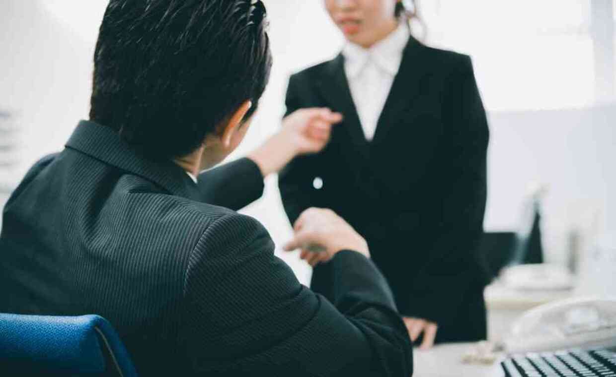 マネジメント能力がない上司の特徴|職場への影響や対策・末路