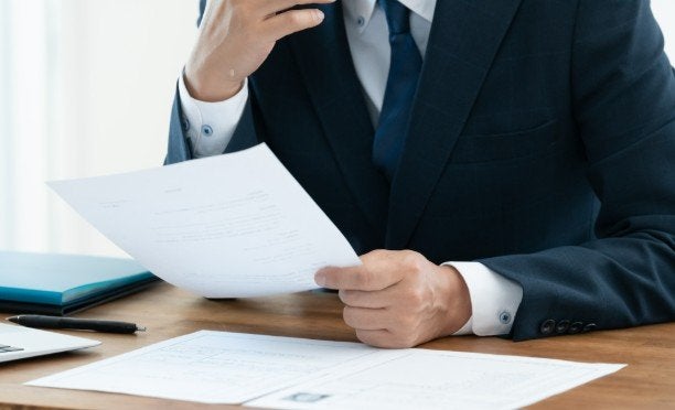 経理が突然辞めた！引き継ぎなしで退職された場合のリスクと今すぐできる解決策