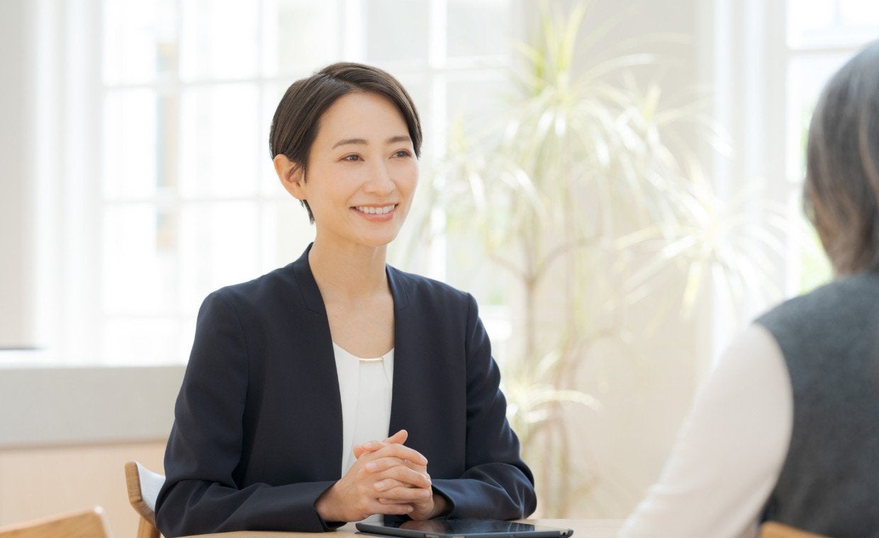 給与計算を社労士に依頼するメリット・デメリットとは？