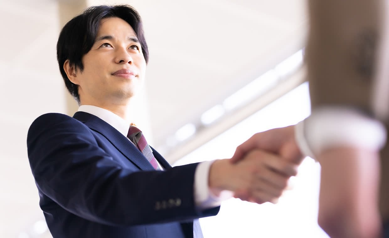 着任とは?就任・新任・赴任との違い、挨拶の例文を紹介
