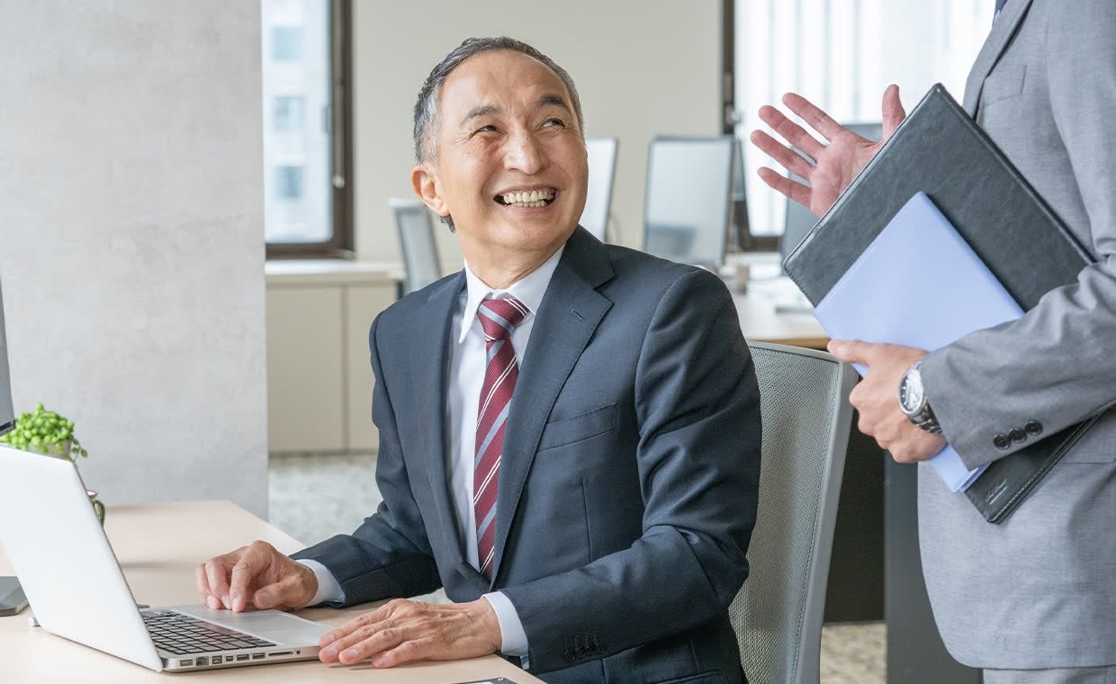 人生100年時代とは?働き方や生き方、老後を不安なく過ごすための方法を解説