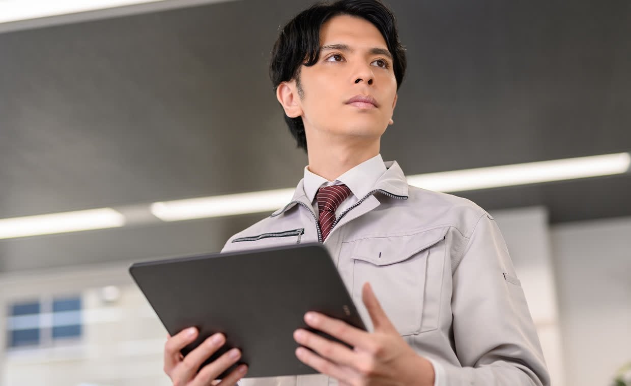 KY活動(危険予知活動)とは?進め方、訓練シートの記入例、ネタ切れ対策を解説