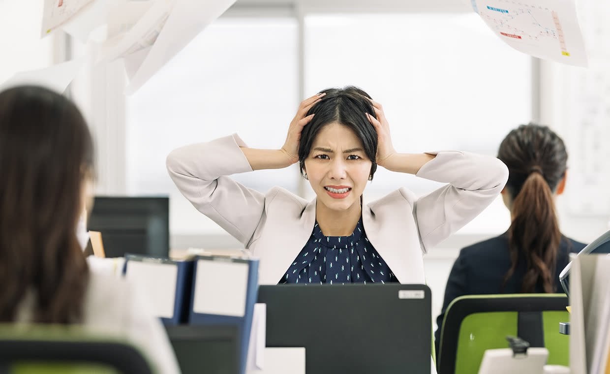 仕事の効率化を目指すには?役立つアイデア、効率化に成功している人の特徴などを紹介