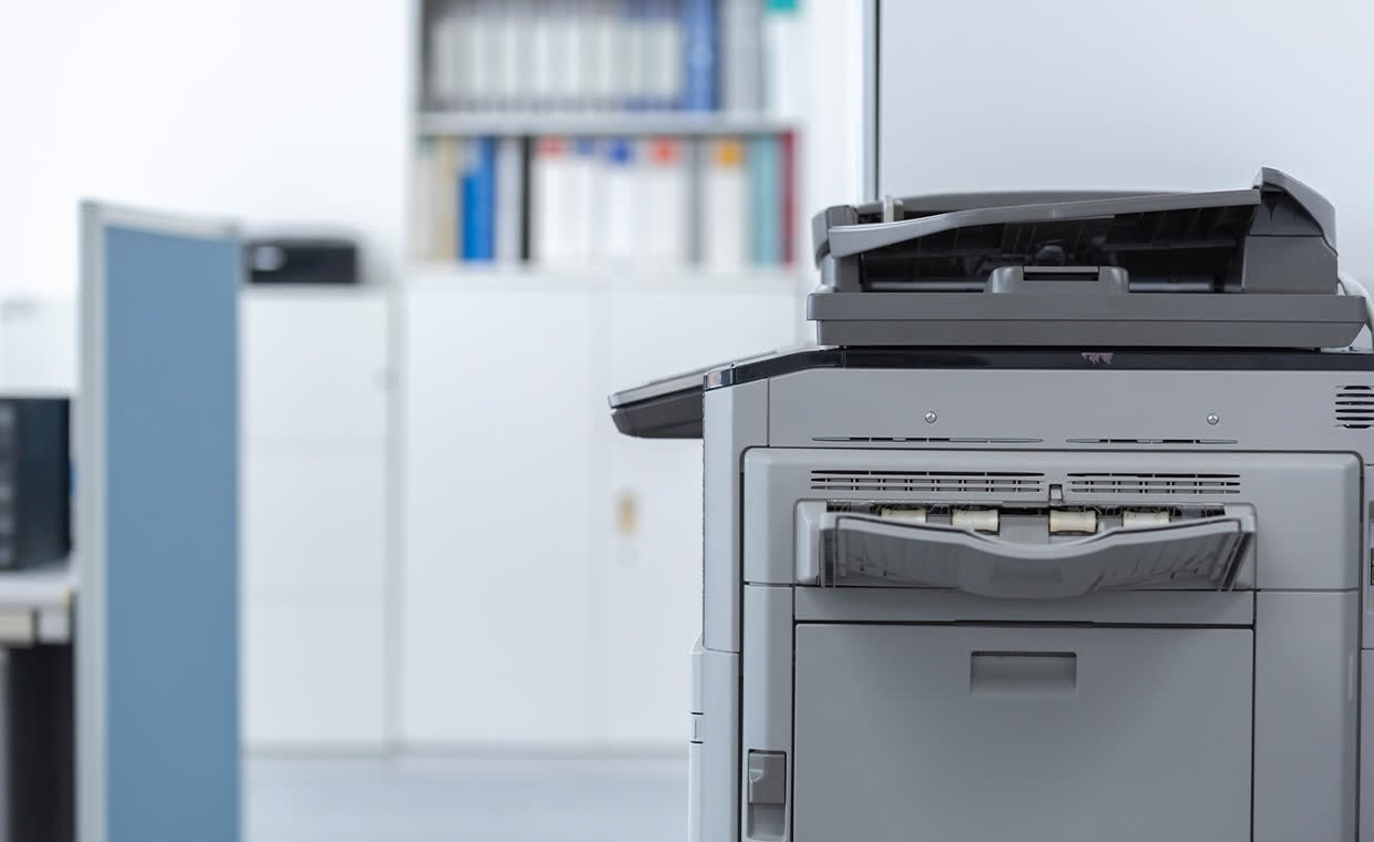 FAXは廃止できる?代替手段とスムーズな移行ステップ