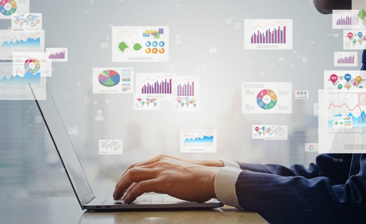 経理DXの進め方とは？成功事例や必須ツール、新制度への対応も詳しく解説