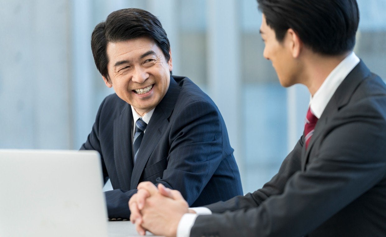 【業種別の成功事例に学ぶ】属人化の解消に効果的な方法は？今すぐ使える「属人化危険度チェックリスト」も紹介