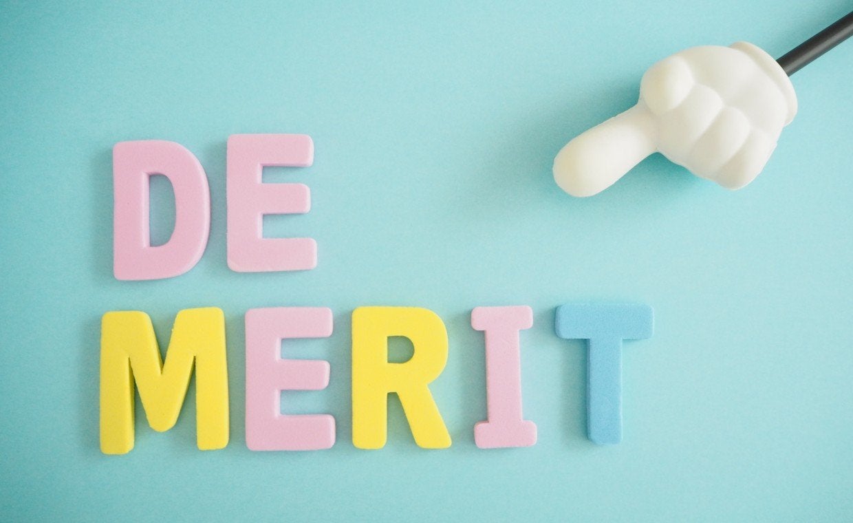 属人化のデメリットを徹底解説！わざと属人化を起こすケース、属人化のメリットなど意外な知識も紹介