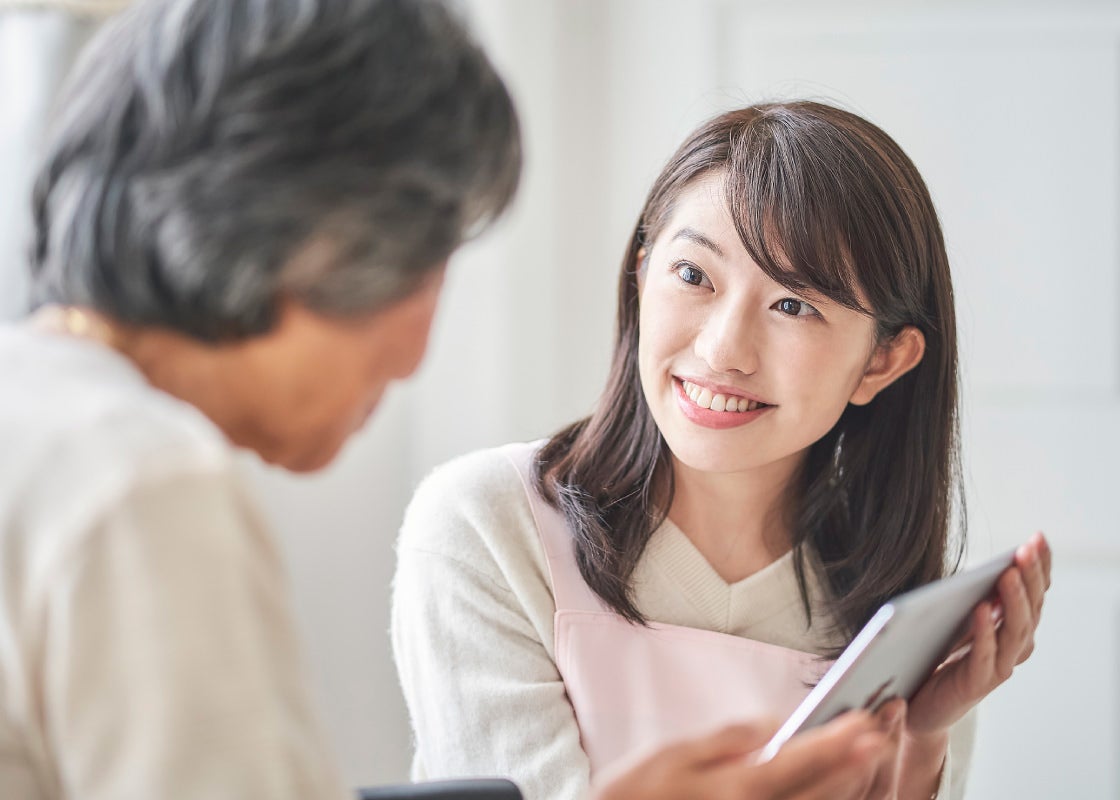 書類の共有もチャット上で簡単。